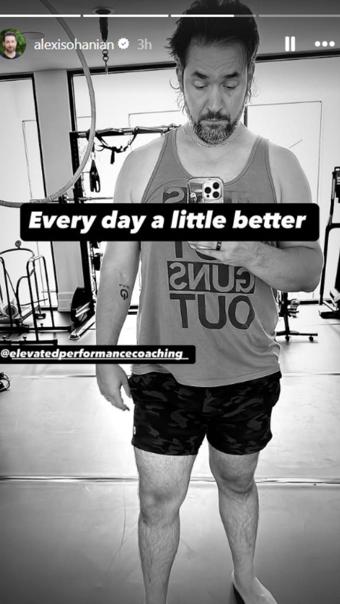 Ohanian&#039;s gym selfie on his story - Source: via @alexisohanian on Instagram