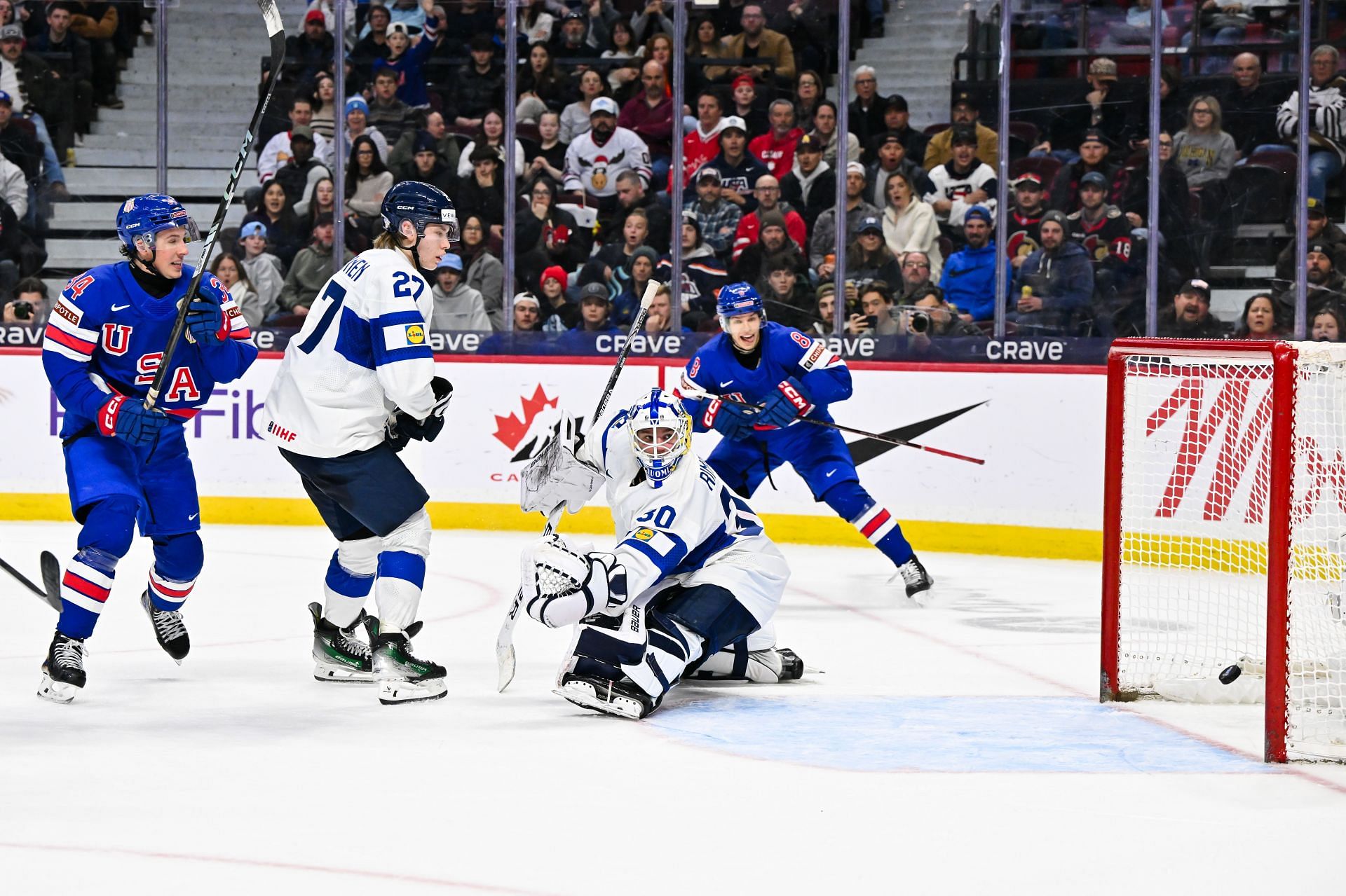 Goaltender Petteri Rimpinen #30 of Team Finland concedes a goal by Team USA in the second period of the gold medal game at the 2025 IIHF World Junior Championship. (Credits: Getty)