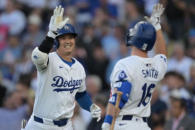 Will Smith steals the show at LA Kings vs. Lightning game, makes his feelings known about Shohei Ohtani's debut season with Dodgers