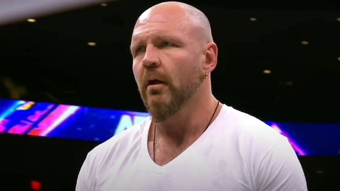 4-time WWE Champion pitches blockbuster match against Jon Moxley in AEW