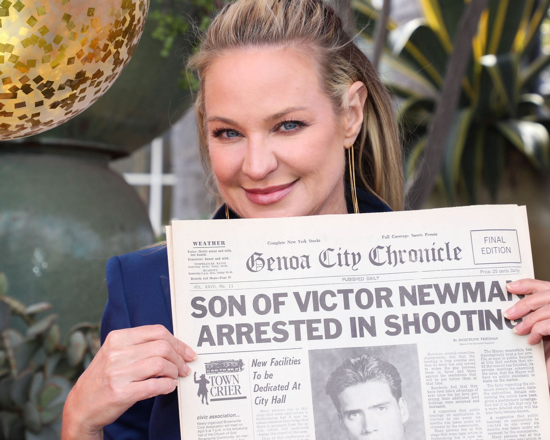 Sharon Case plays Sharon Newman on The Young and The Restless (Image via Getty)