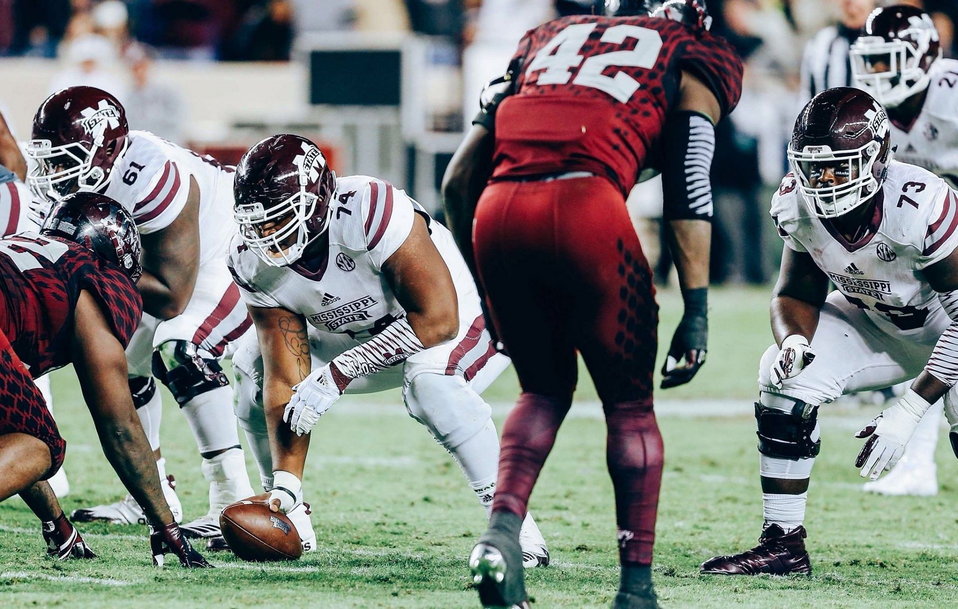 Former Mississippi State Bulldogs center Darryl Williams Jr #74 during a game. Image via @73_Darryl on X 