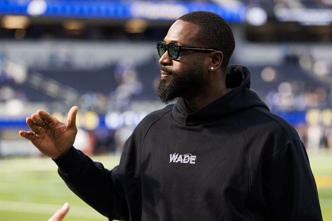 Dwyane Wade drops 5-word reaction to Vinyl's Arike Ogunbowale and $202,000 star's game-winning play
