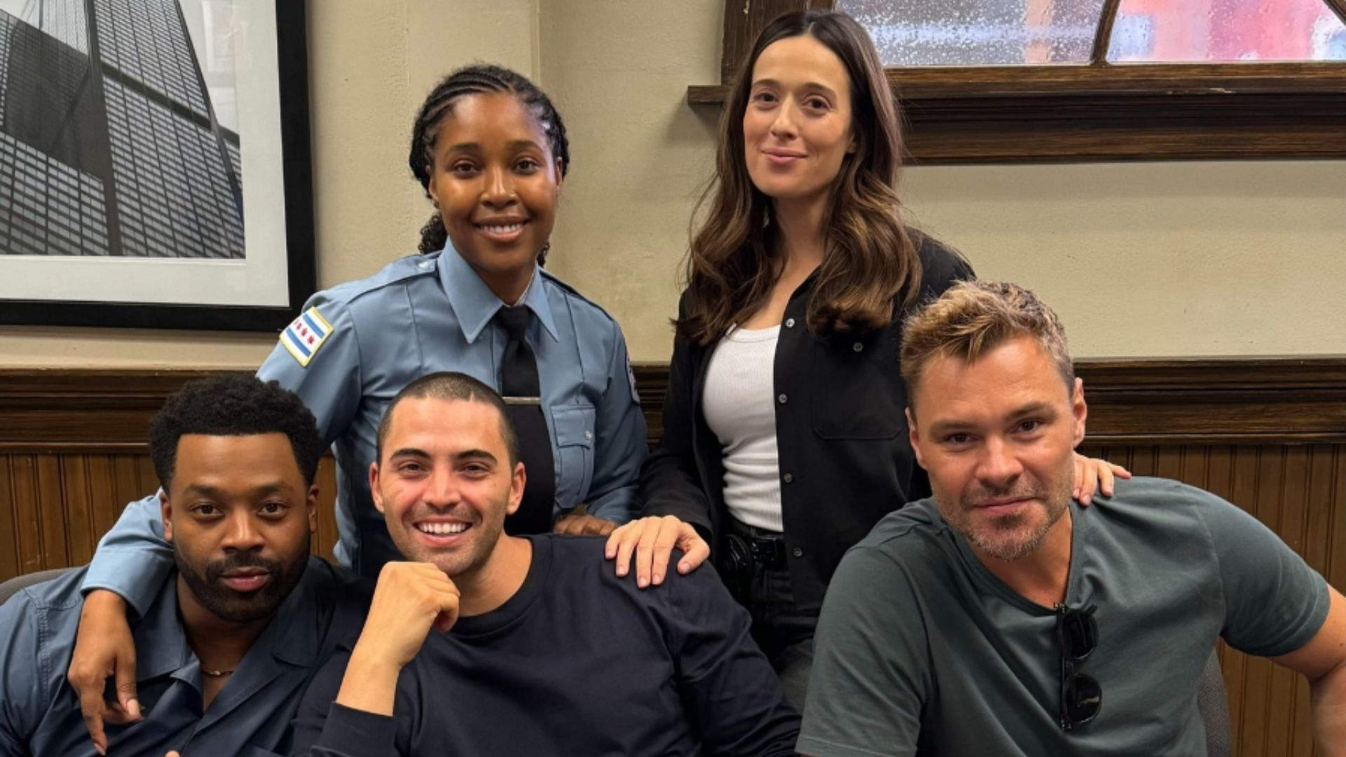 The cast of Chicago P.D. (Image via Instagram/@nbconechicago)