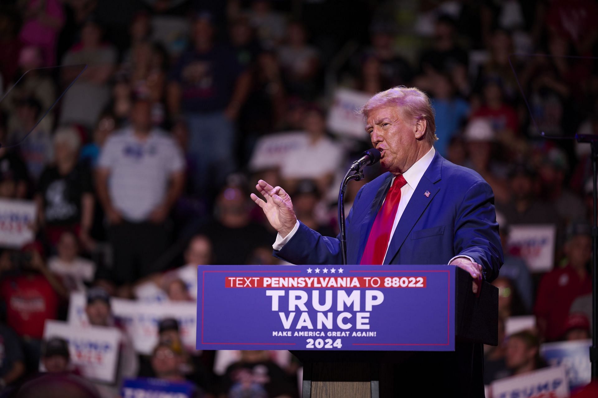 INDIANA, PA - SEPTEMBER 23: Republican presidential candidate F - Source: Getty