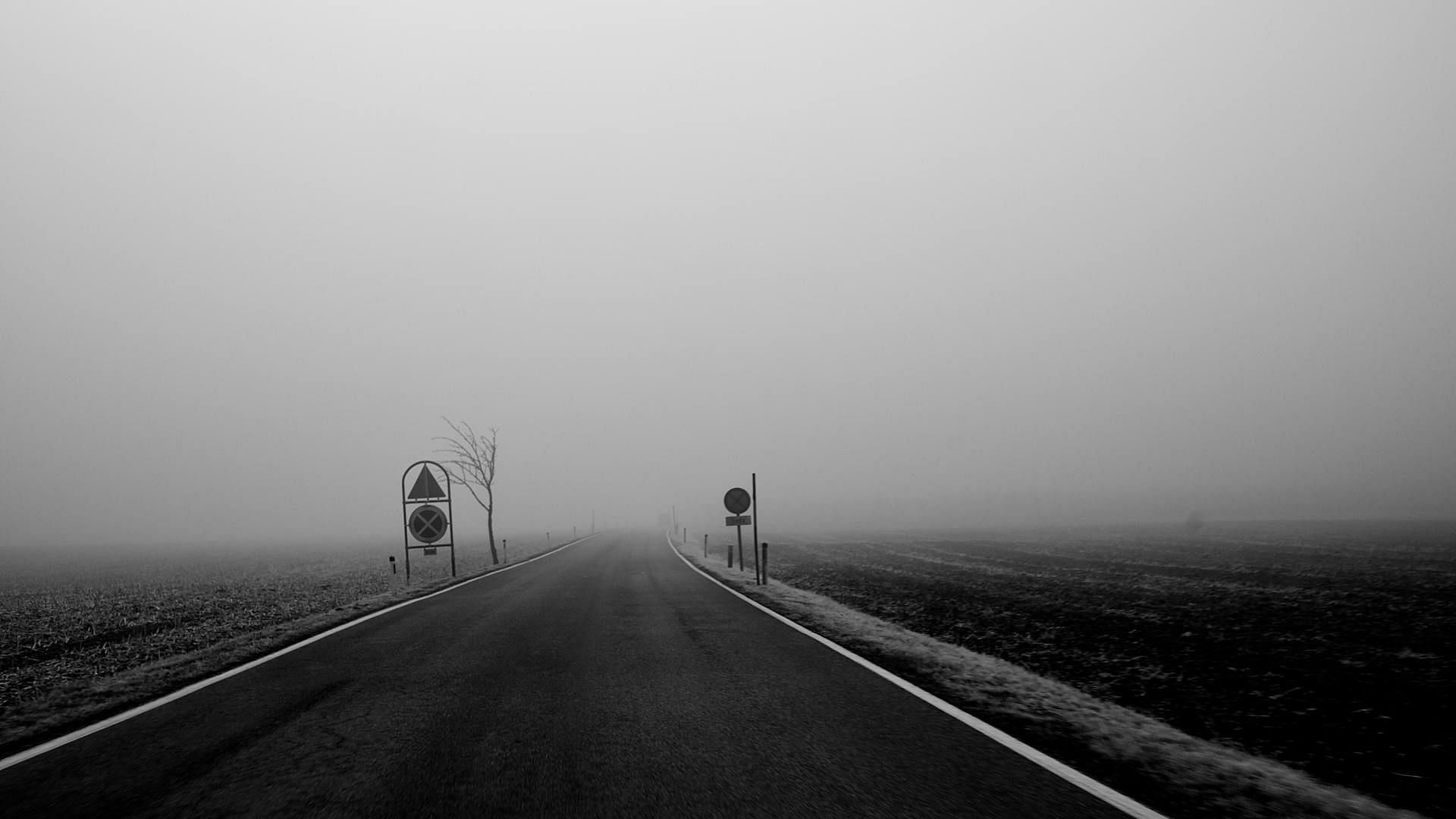 Kaye Turner disappeared while taking a run on Highway 20 (Image via Pexels)