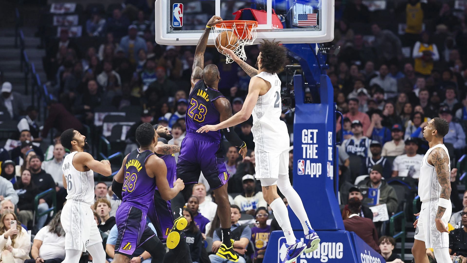 Insane sequence sees LeBron James posterize 7-foot-1 Dereck Lively II with left hand then grab a steal. (Photo: IMAGN)