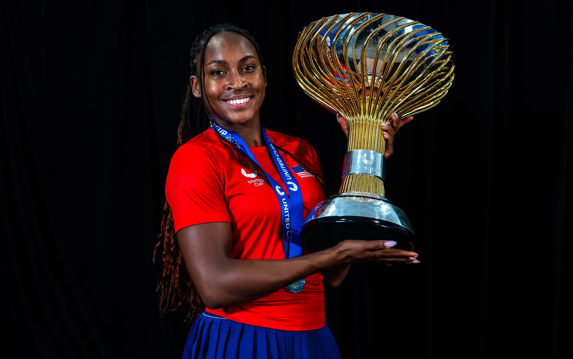 Coco Gauff with the United Cup trophy (Image Source: Getty)