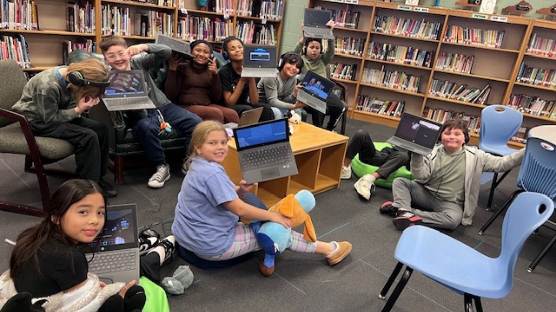 Happy students after achieving the goals in Minecraft Hour of Code (Image via Shad Lacefield)