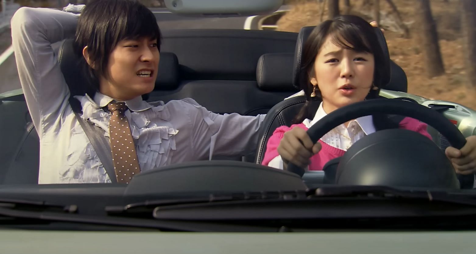 Ju Ji-hoon and Yoon Eun-hye in Goong. (Image via YouTube/ 옛드 : MBC 옛날 드라마)