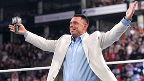 Big WWE name removed from show after Michael Cole goes to RAW from SmackDown; two names confirmed instead