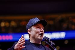 "He makes Zuckerberg look human"— Netizens wonder if Elon Musk has a stutter as he struggles to get through speech gushing over Trump