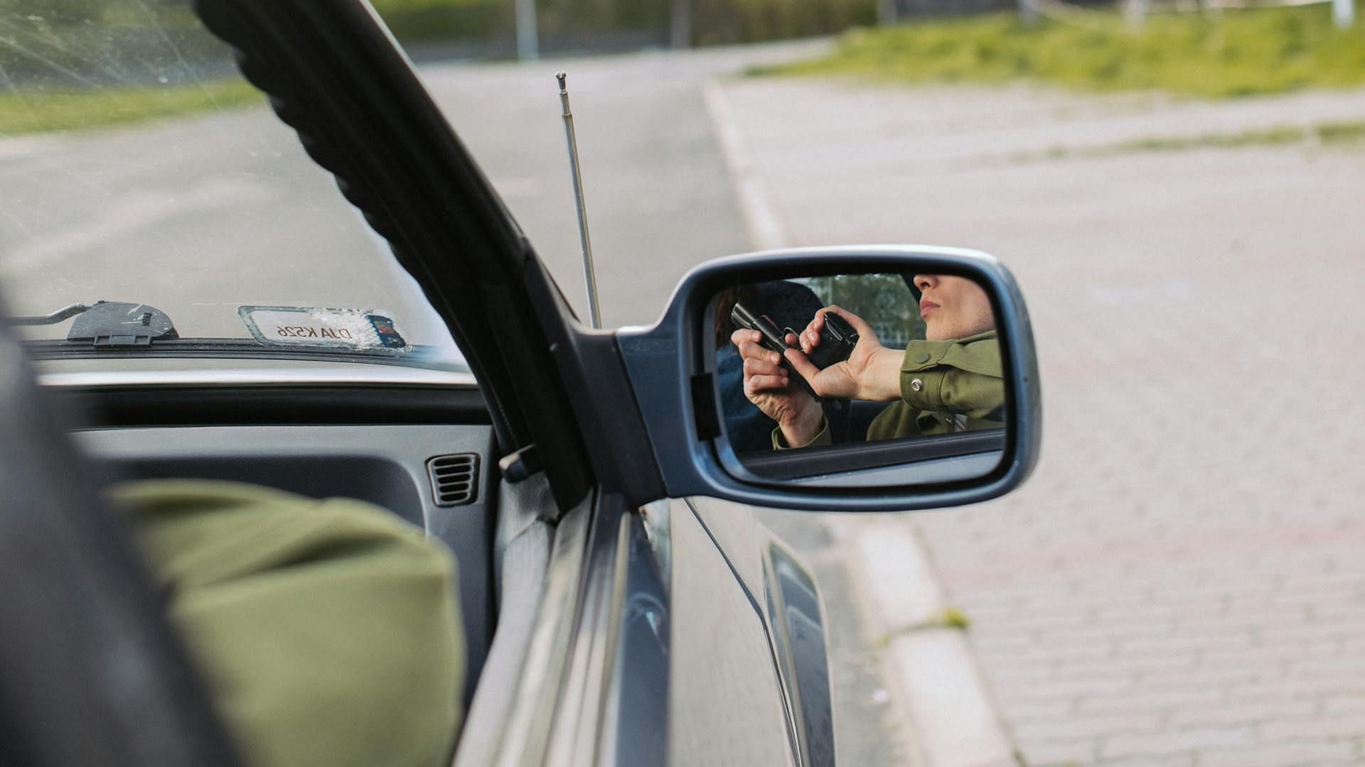 Marcela Borges and Rubins were forcefully taken into their own car (Image via Pexels)