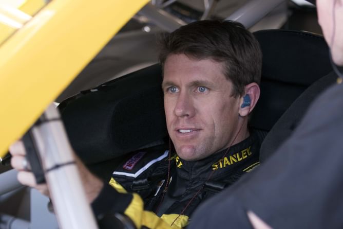 "Before I got a plane I drove everywhere": When Carl Edwards reflected on how flying transformed his NASCAR lifestyle
