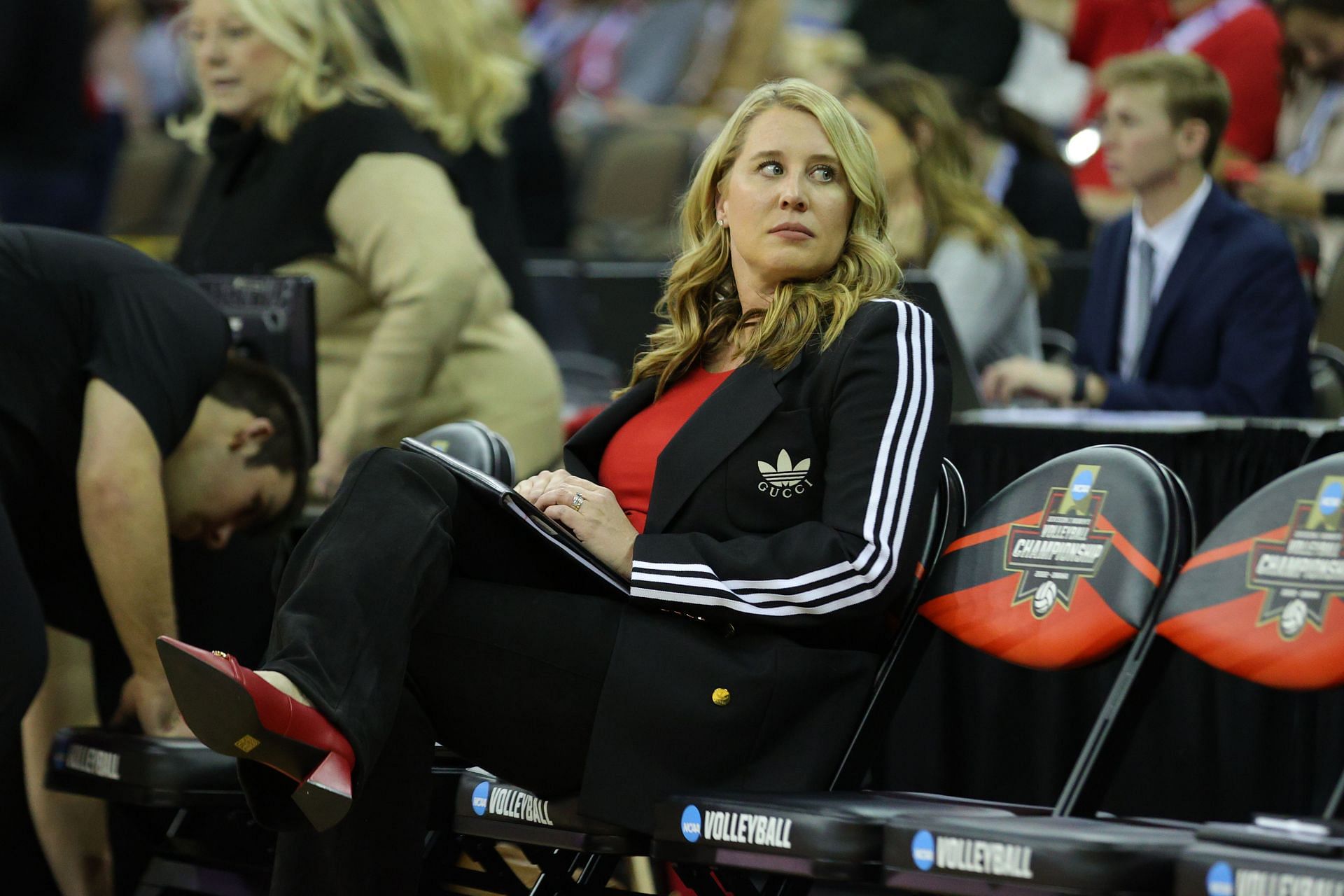 Dani Busboom Kelly on the sidelines during the 2022 Division I Women&#039;s Volleyball Championship - Source: Getty