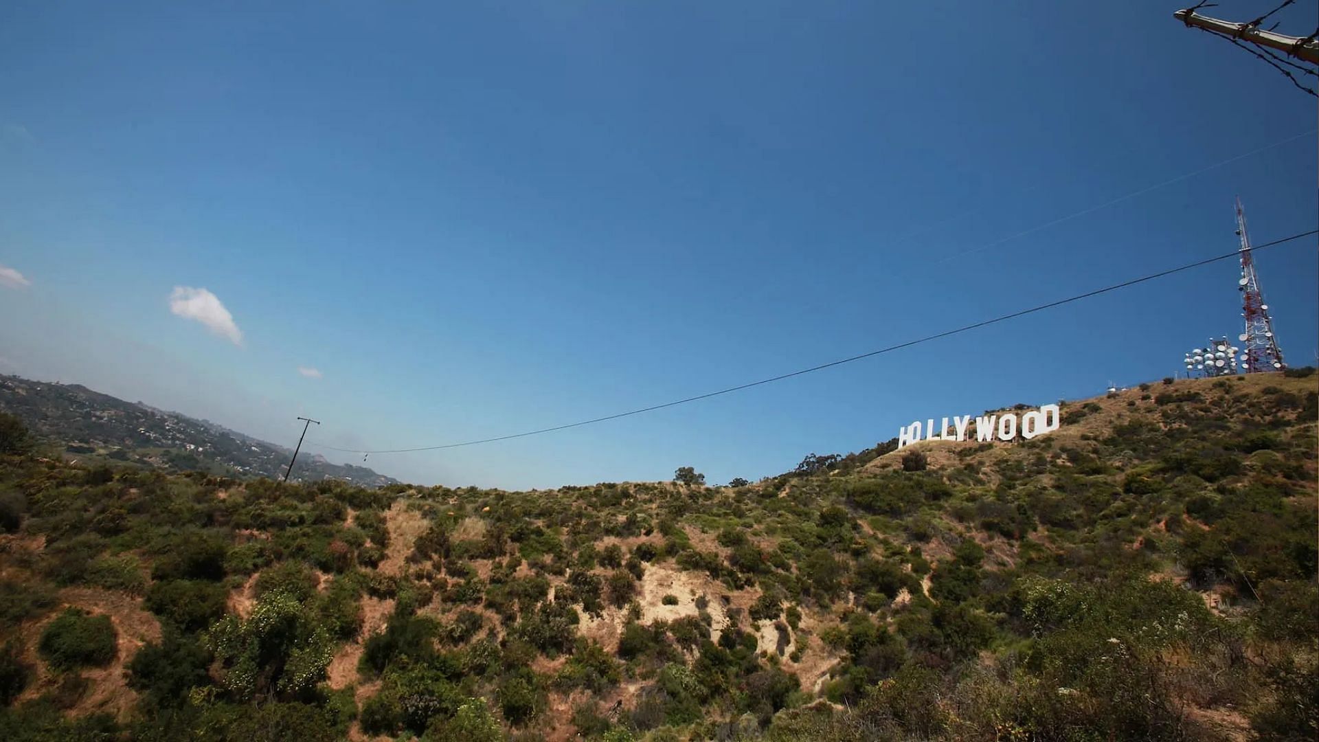 Hollywood sign is not burning down