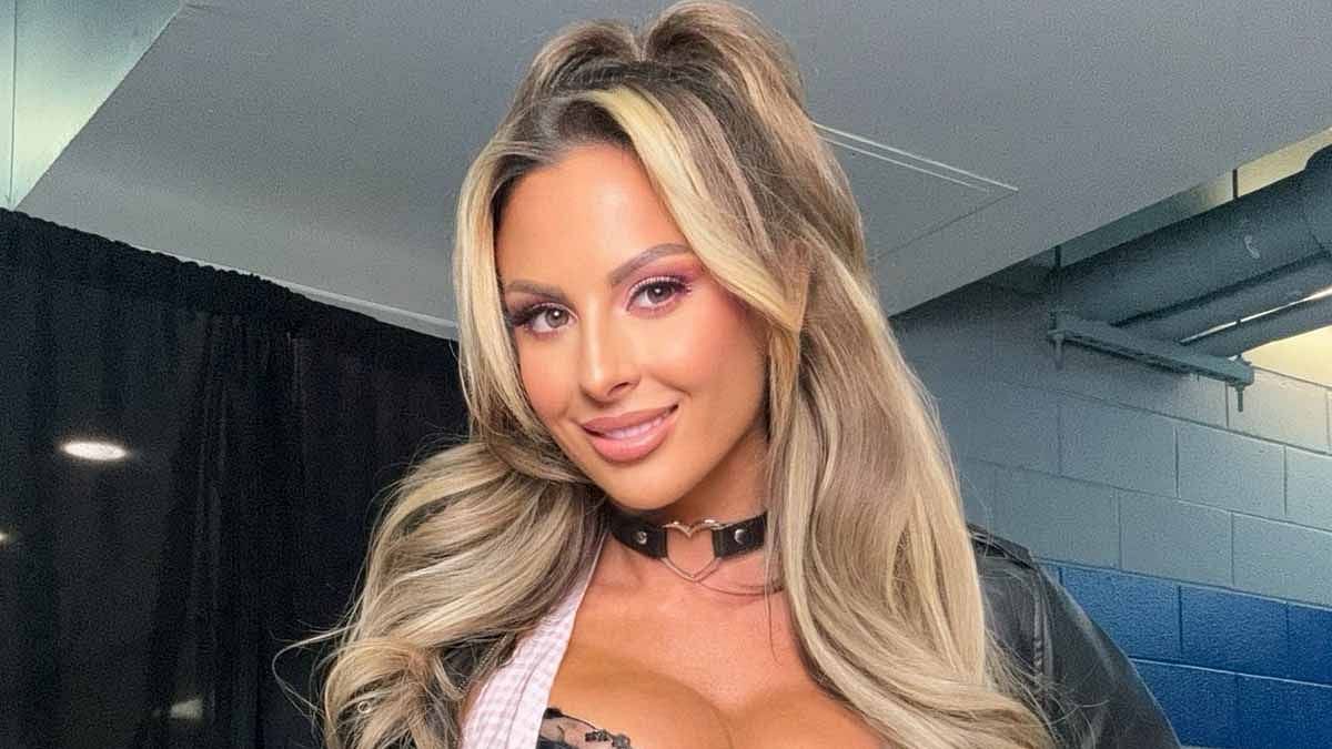 Harley Cameron competes in the AEW women