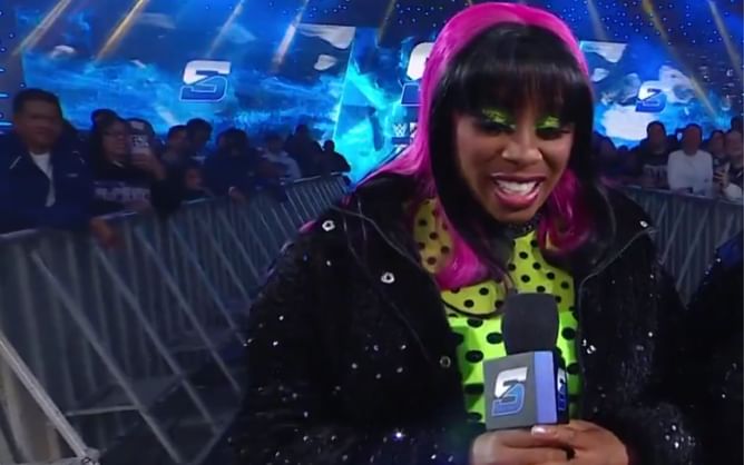Naomi responds to male WWE Superstar taking a shot at her in the main event of SmackDown