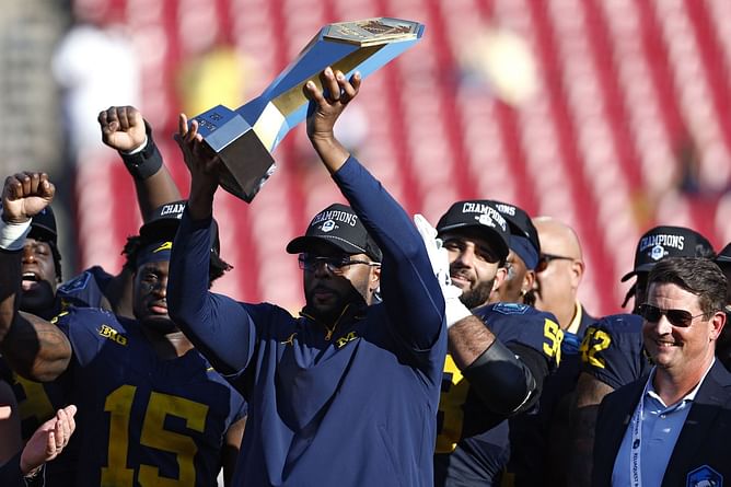 Recruiting insider provides update on Michigan's top 3 quarterback priorities for 2026