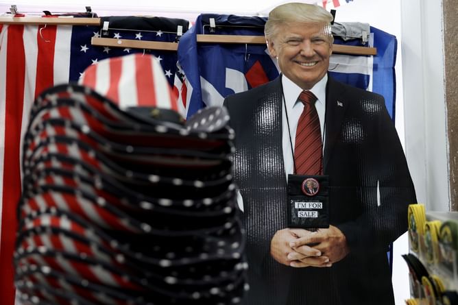 “Said all that to soft launch his trumpie era”- Internet slams James Charles over his TikTok ban rant extending support to Donald Trump