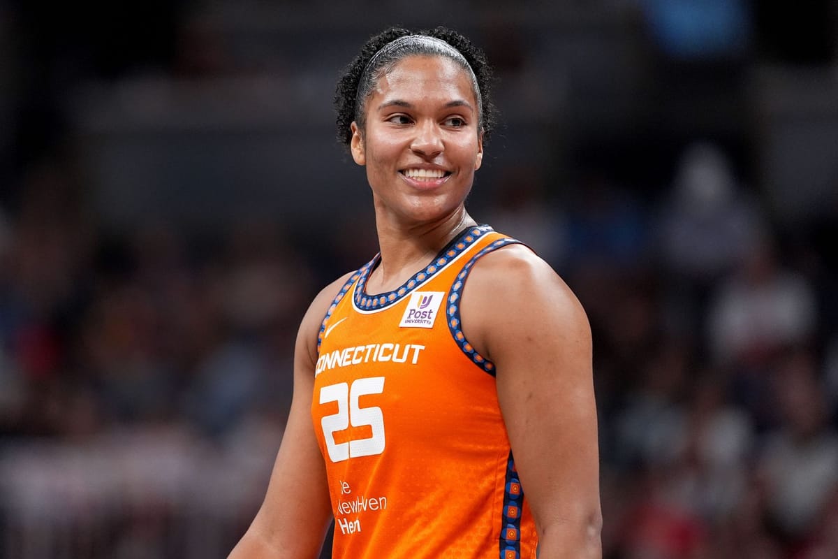 Alyssa Thomas’s salary, Contract Breakdown, Bonuses, Terms & more