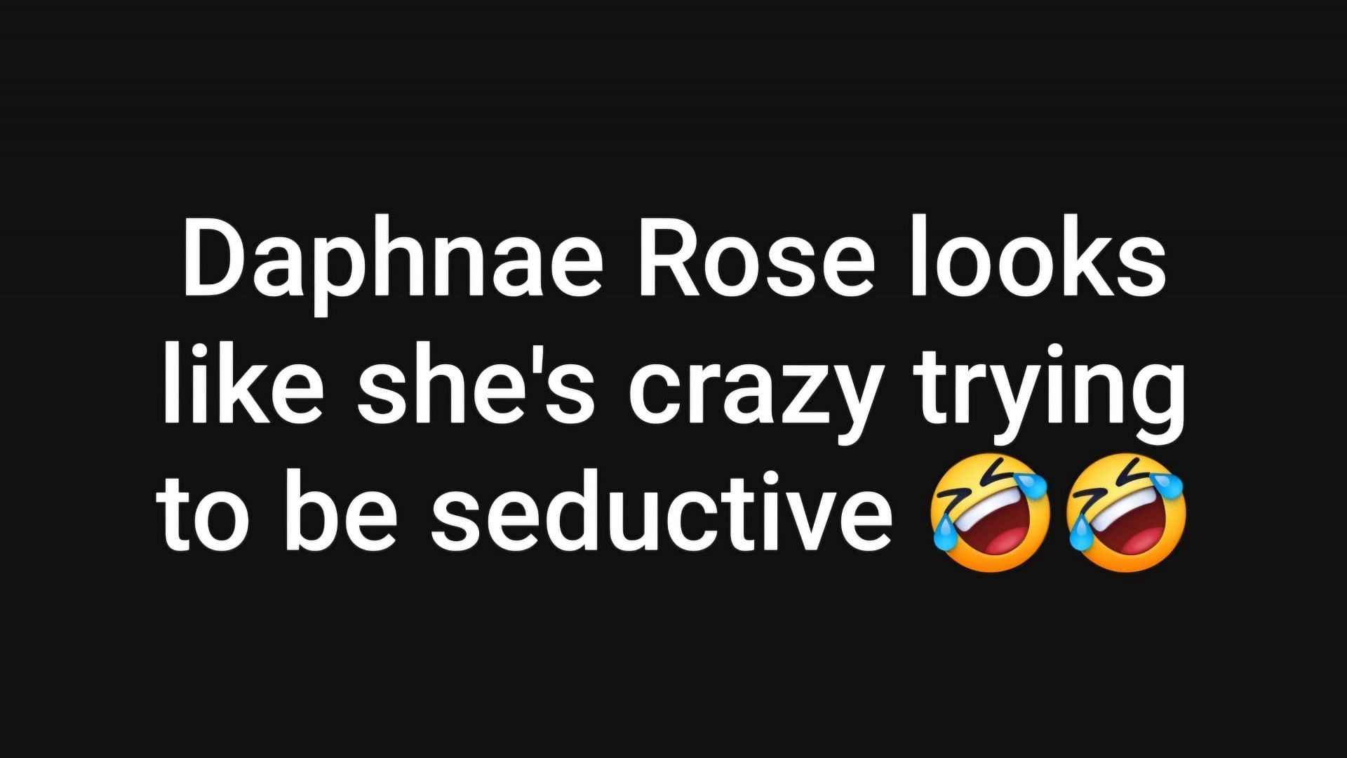 An audience member posing their stance on Daphne Rose (Image via Rosie Paine / Facebook)