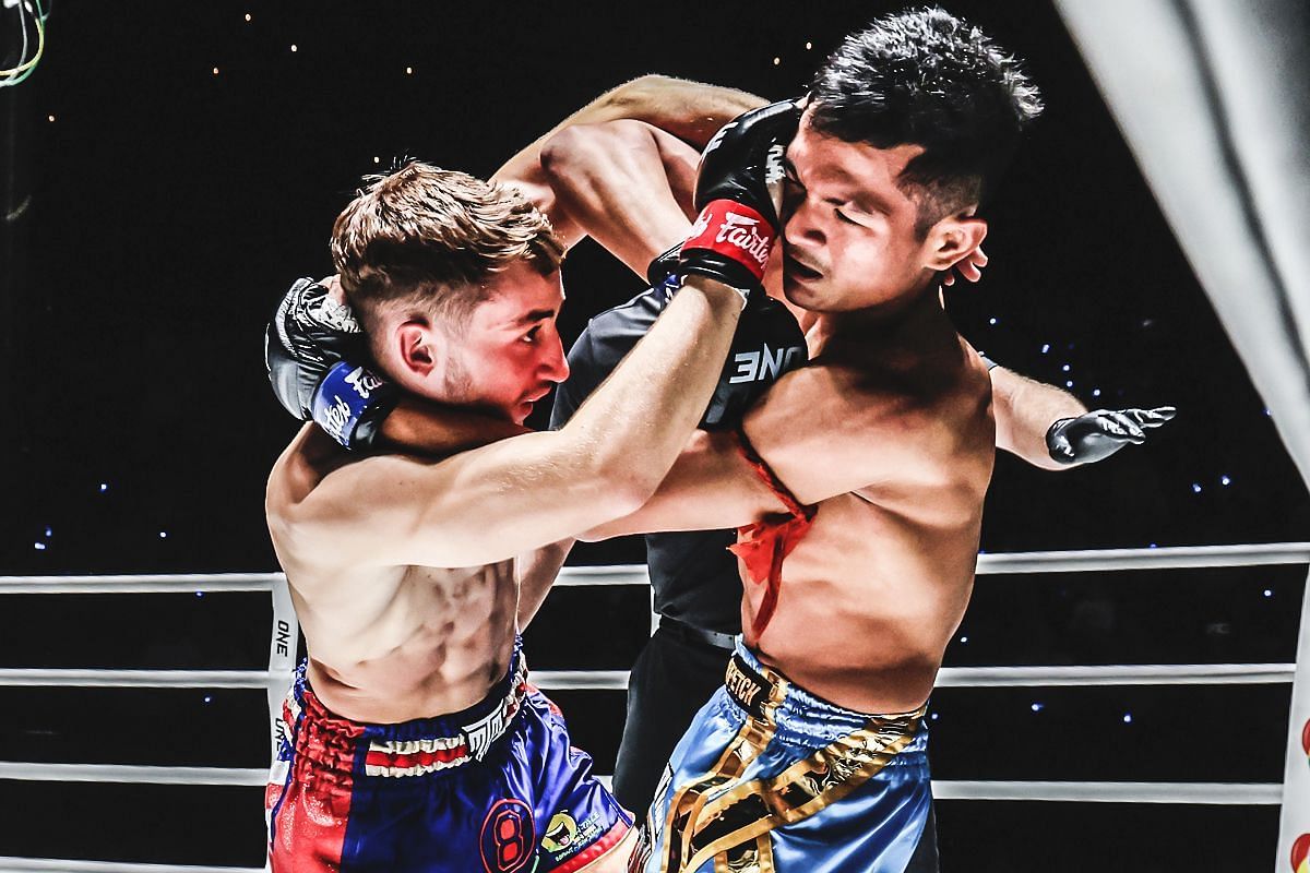 Fans marvel at the pure power Freddie Haggerty unleashed against Dankalong. -- Photo by ONE Championship