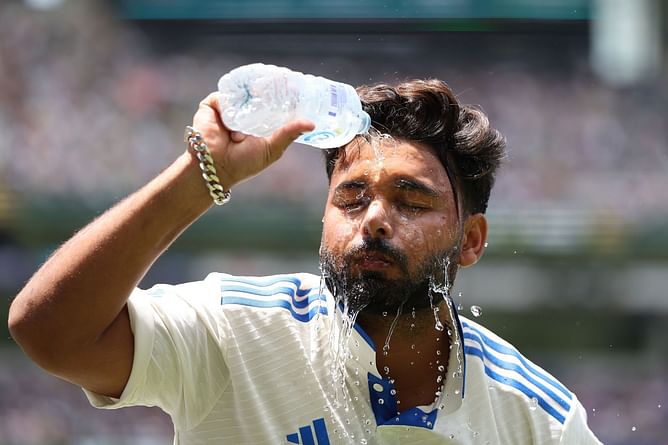 IND vs AUS: 3 बड़े कारण क्यों ऋषभ पंत को सिडनी टेस्ट से कर देना चाहिए ड्रॉप
