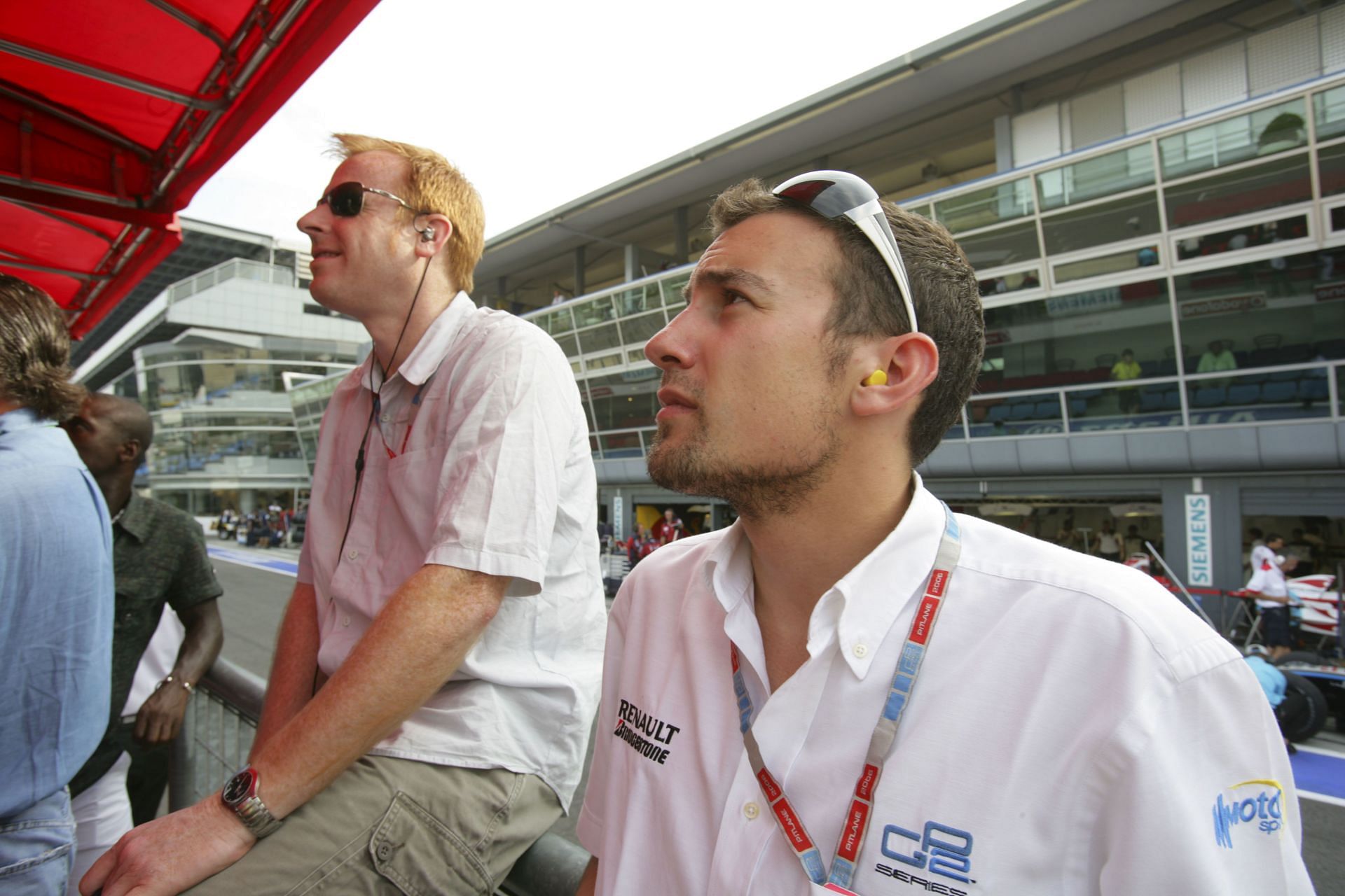 2006 GP2 Series.Round 11..Monza, Italy..8th September 2006. .Friday Practice..Will Buxton (GP2 Series Communications Manager) and David Cameron (blog writer extraordinaire).. - Source: Getty