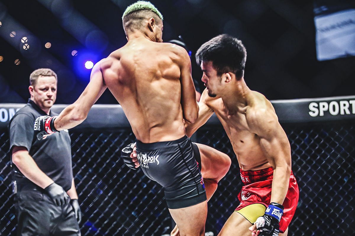 Fabricio Andrade (left), Jeremy Pacatiw (right) [Photo via ONE Championship]