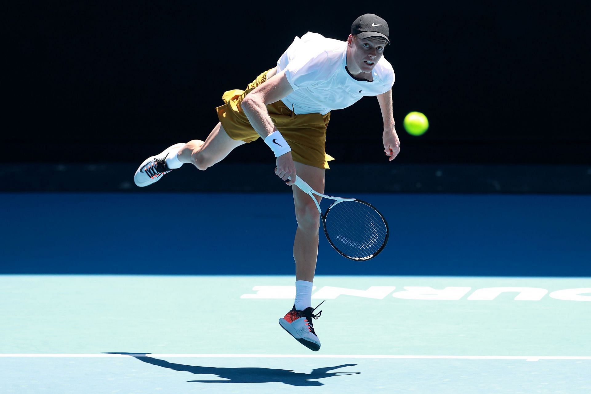 Jannik Sinner training ahead of the 2025 Australian Open - Source: Getty