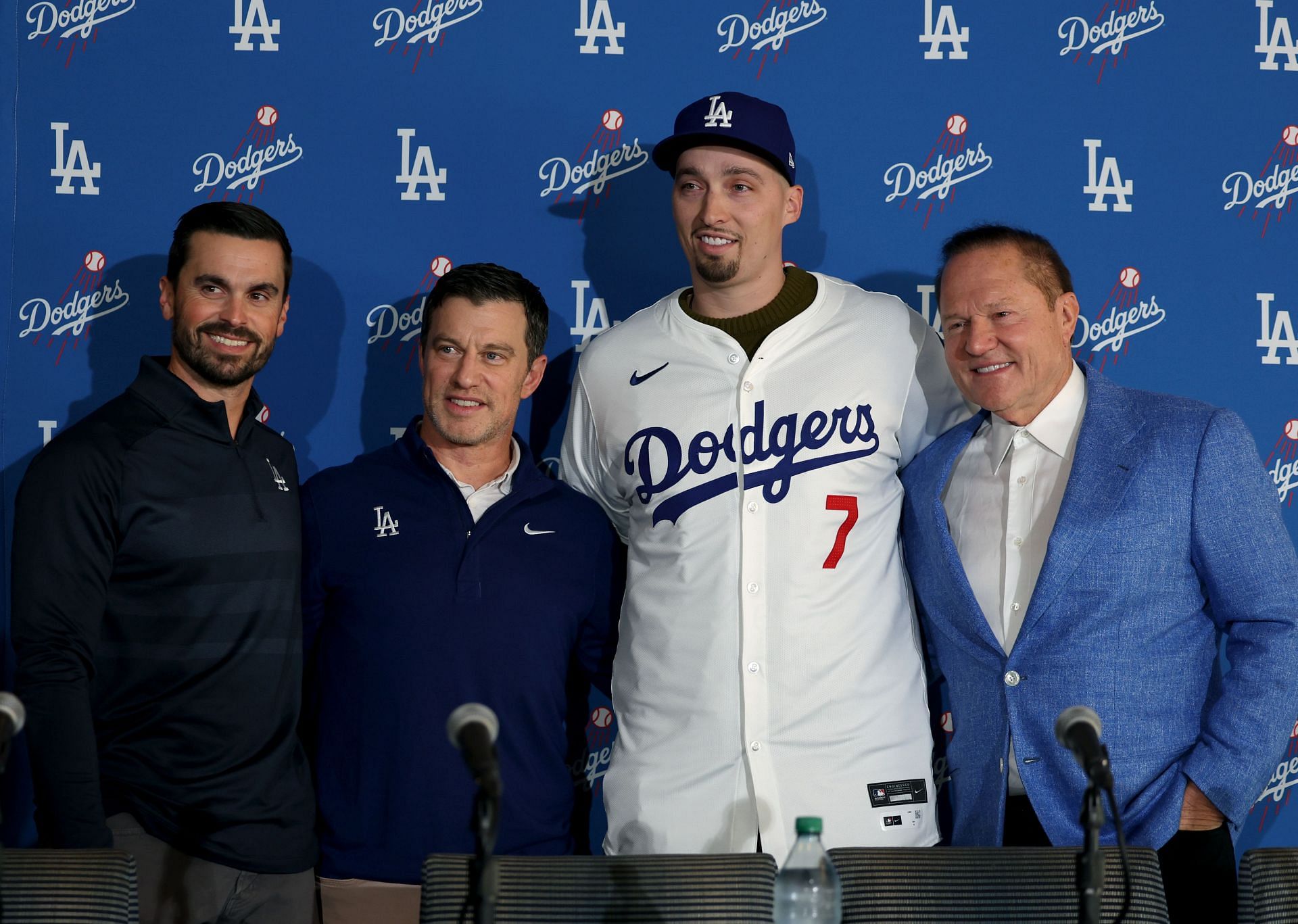 Los Angeles Dodgers Introduce Snell - Source: Getty