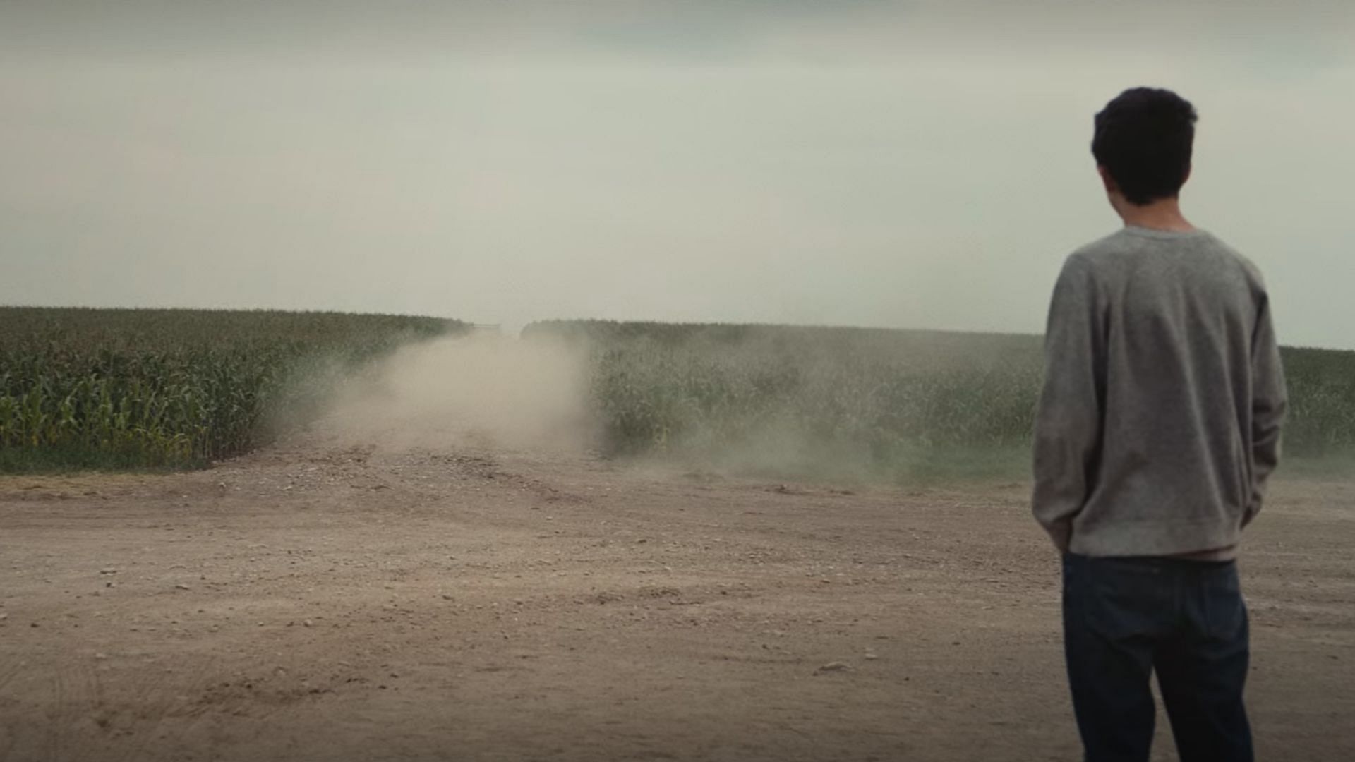 Timothee Chalamet as the son in Interstellar (Image via Warner Bros., Paramount Pictures)