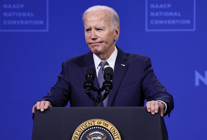 "Freedom from what?" — Internet reacts to Ralph Lauren receiving the Presidential Medal of Freedom from Biden