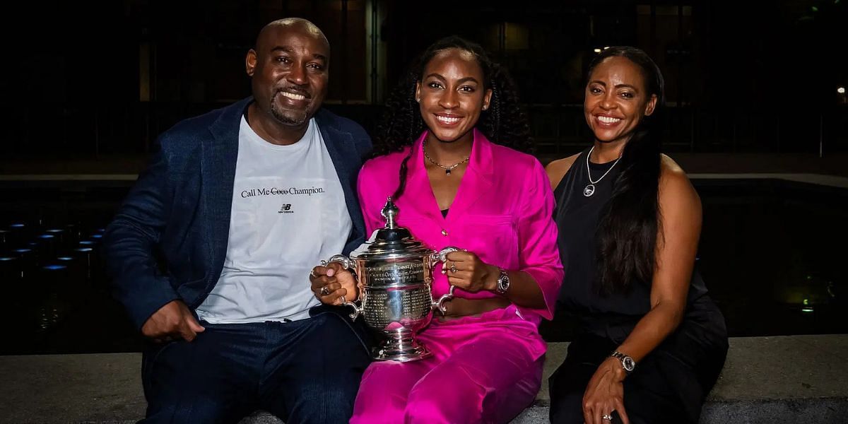 Coco Gauff (M) with her father Corey and mother Candi | Getty