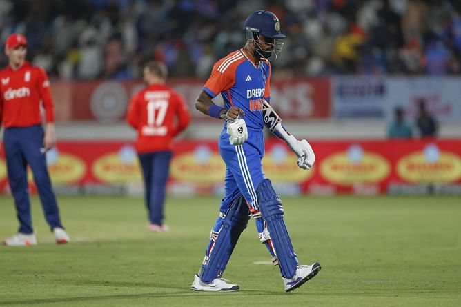 Hardik Pandya yells in frustration and tosses his bat after getting dismissed for a sluggish 40 in IND vs ENG 2025 3rd T20I [Watch]