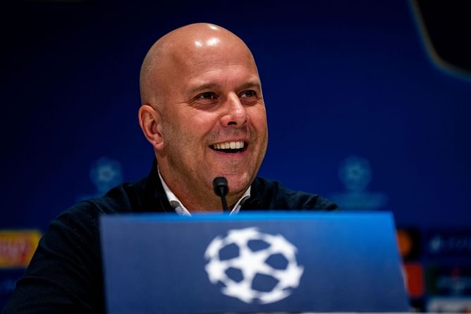 “I think you know which one I mean” - Arne Slot suggests Liverpool star who ‘impressed’ him in defeat to PSV is unlikely to leave club now
