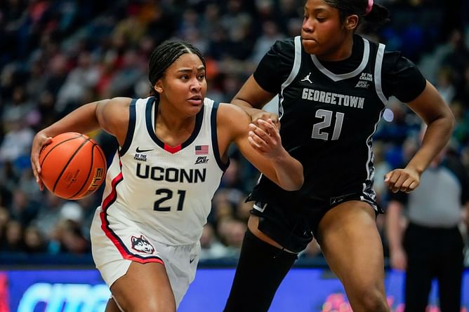 Sarah Strong set to overtake UConn legend Maya Moore with impressive freshman season