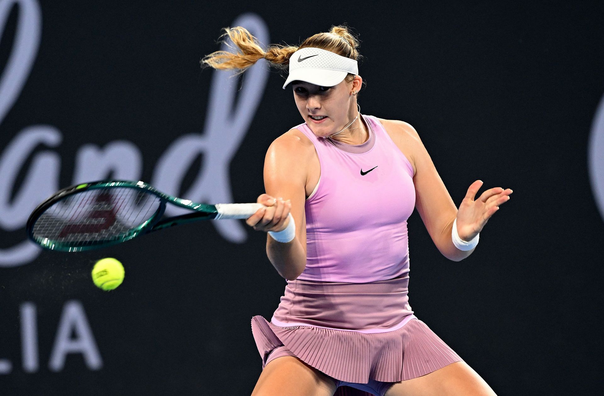 Mirra Andreeva in action against Aryna Sabalenka at the 2025 Brisbane International. (Source: Getty)