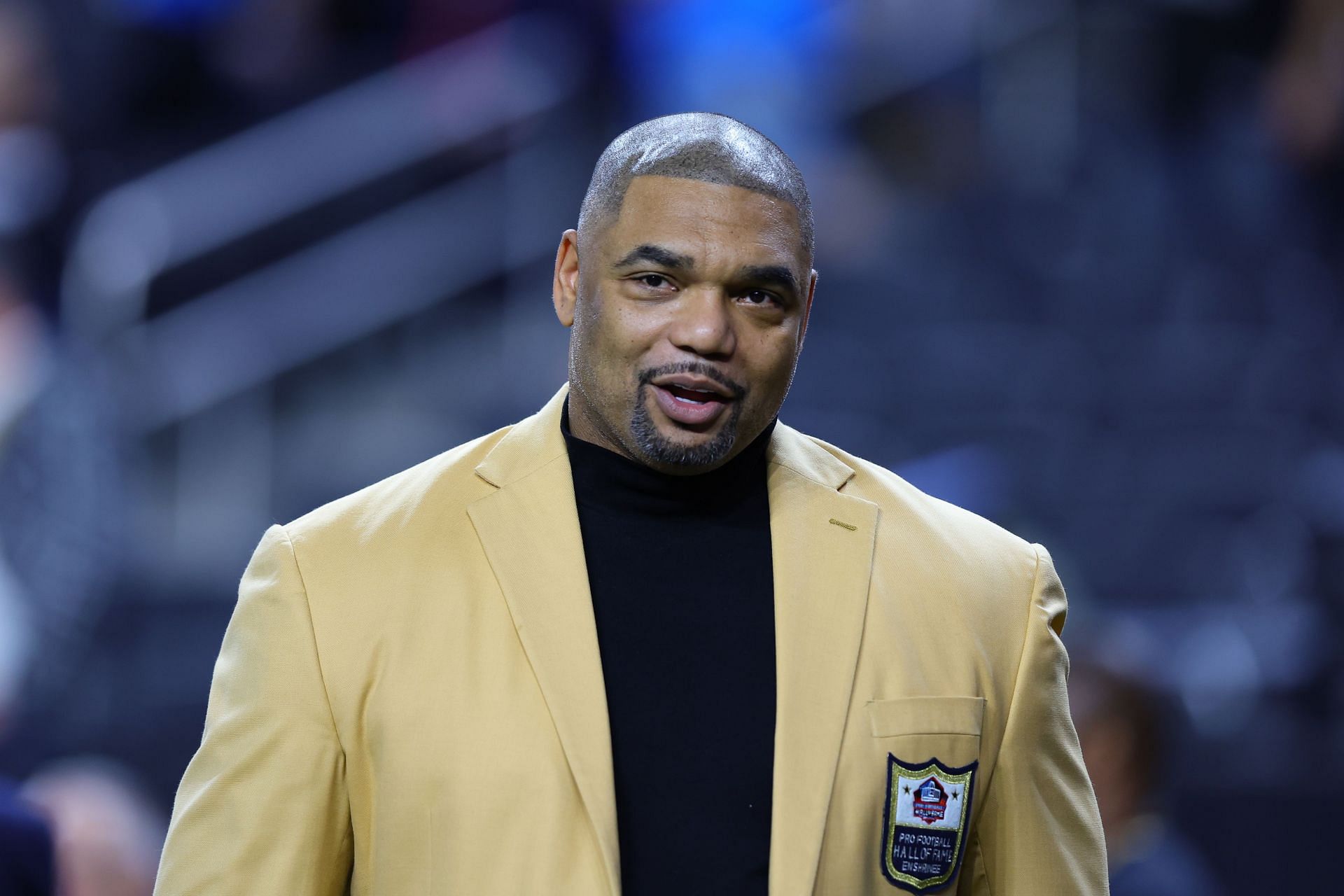 NFL: DEC 14 Chargers at Raiders - Richard Seymour in attendance (Source: Getty)