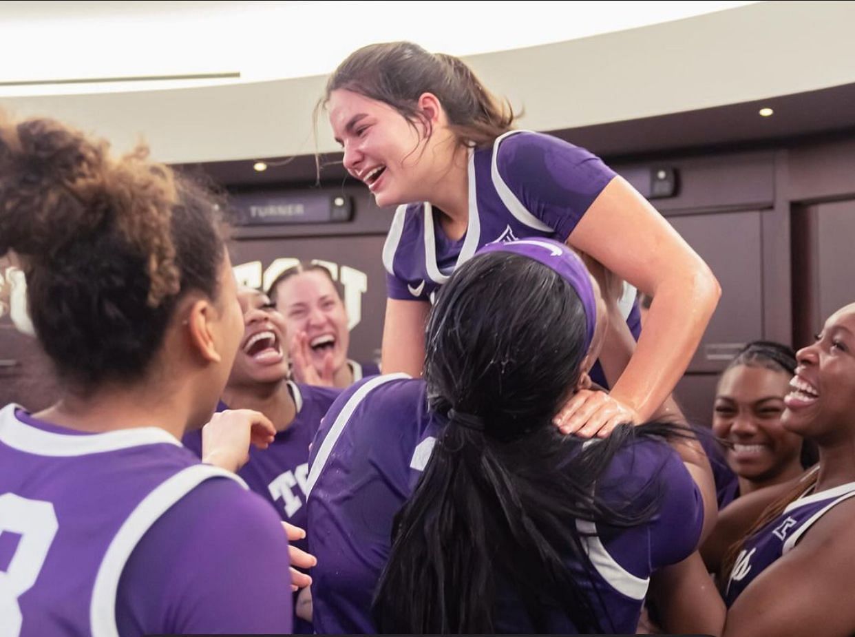 TCU star Ella Hamlin earns a full scholarship. IG image via @tcuwbb