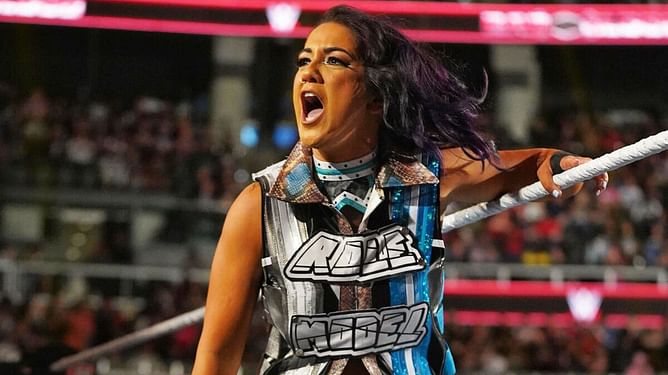 3-time WWE champion to debut on SmackDown and cost Bayley her championship match? Exploring the chances
