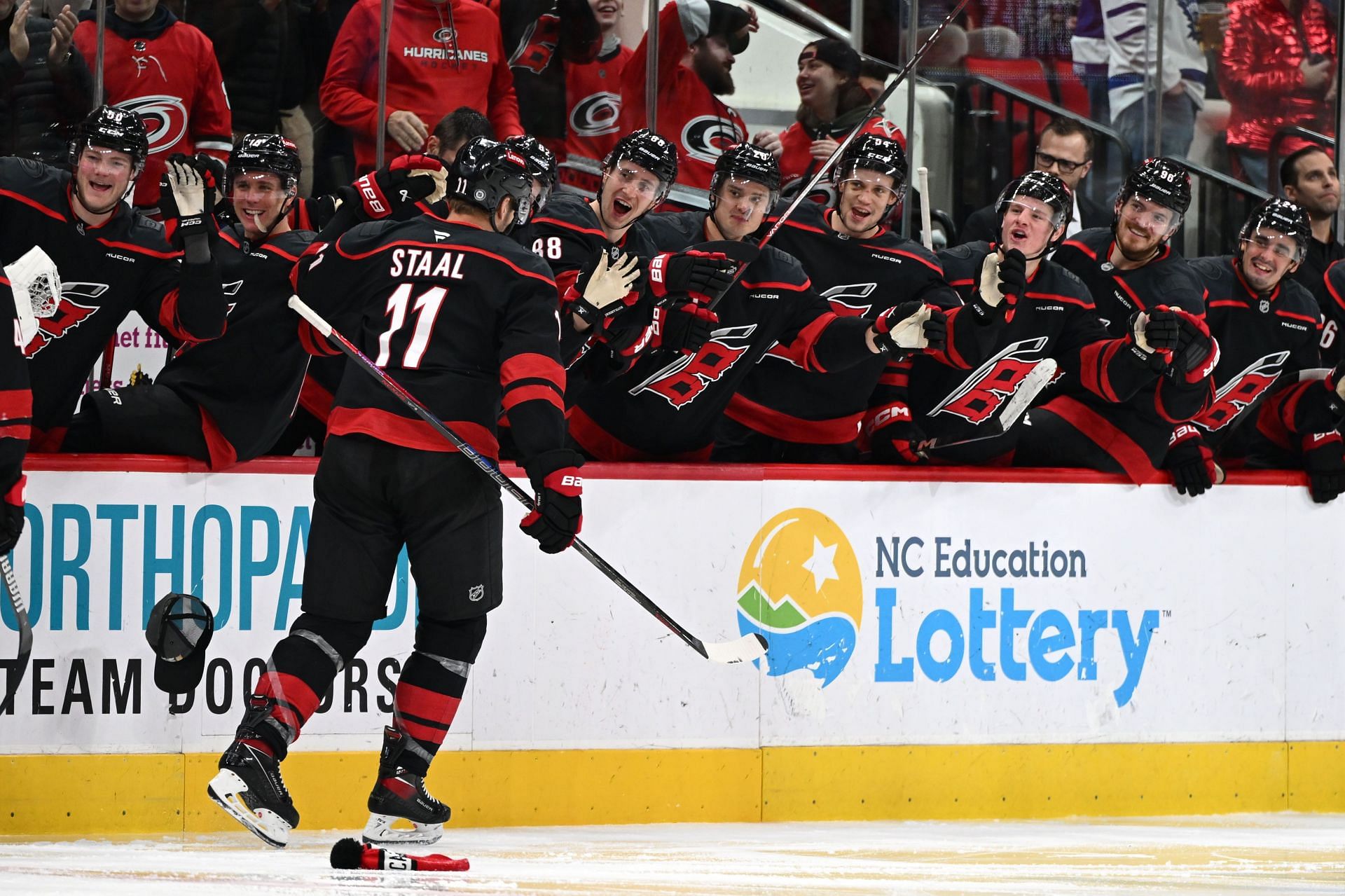 NHL: JAN 09 Maple Leafs at Hurricanes - Source: Getty