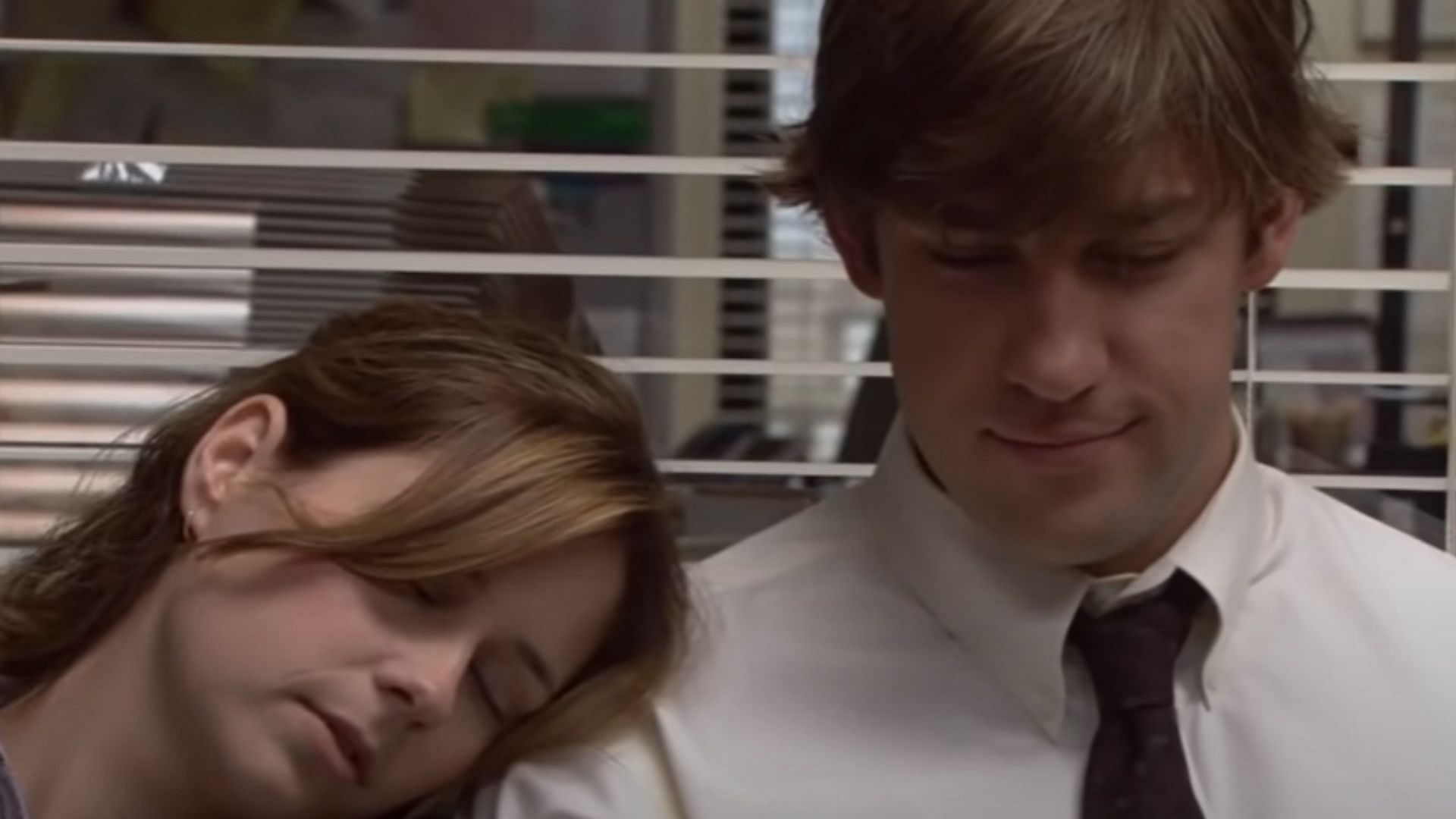 Jim and Pam from The Office (Image via The Office)