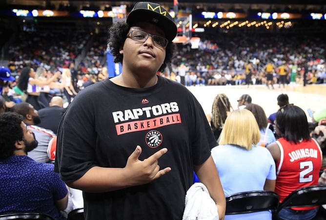 "You're drinking a Coke?": Drake calls Twitch streamer Agent00 during his weight loss marathon stream