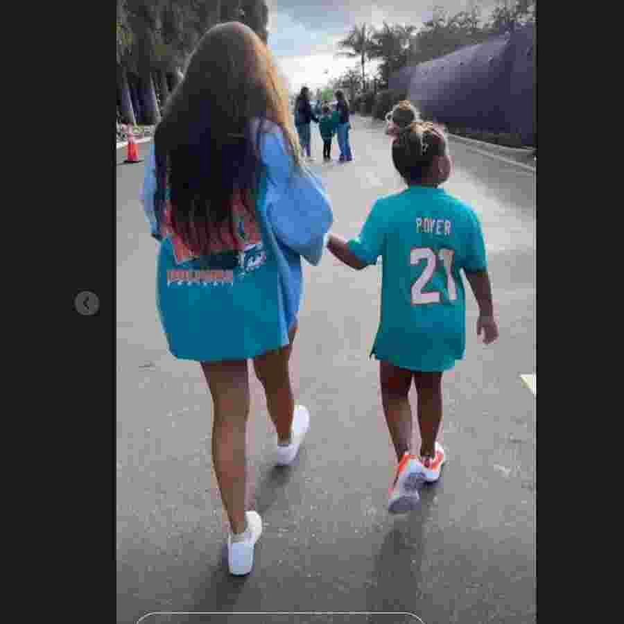 Rachel Bush with daughter Aliyah attending the season&#039;s last game for Dolphins (credit Image via Instagram/@rachelbush