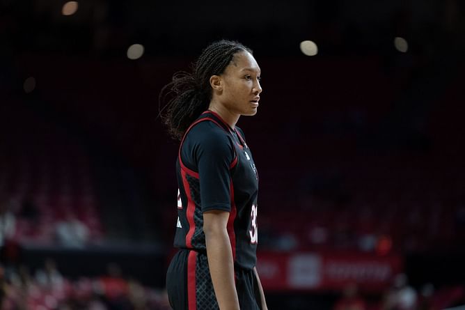 Rutgers HC breaks silence on Kiyomi McMiller's decision with cryptic take as Scarlet Knights suffer humiliation to JuJu Watkins' USC