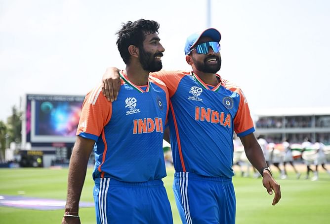 "Siraj and Bumrah, let's park those names there" - Former wicketkeeper picks his Indian seam-bowling lineup for IND vs ENG 2025 T20Is