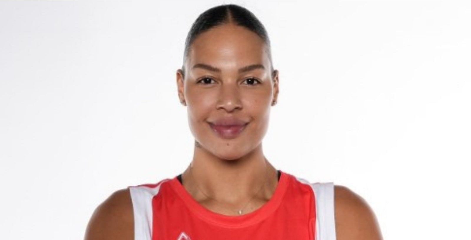 Fans shocked by Liz Cambage&rsquo;s new social media account&nbsp;post&nbsp;retirement. -- Photo from Liz Cambage