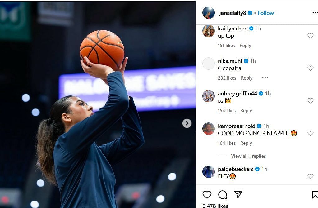 UConn players comment on Jana El Alfy&#039;s IG photos. Image via @janaelalfy8